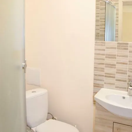 아파트 Cozy Loft In The Center Of 리가